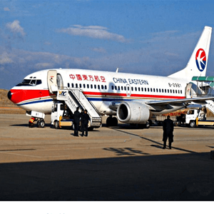 启阳航空运输航空快运业稳步发展的原因是什么？